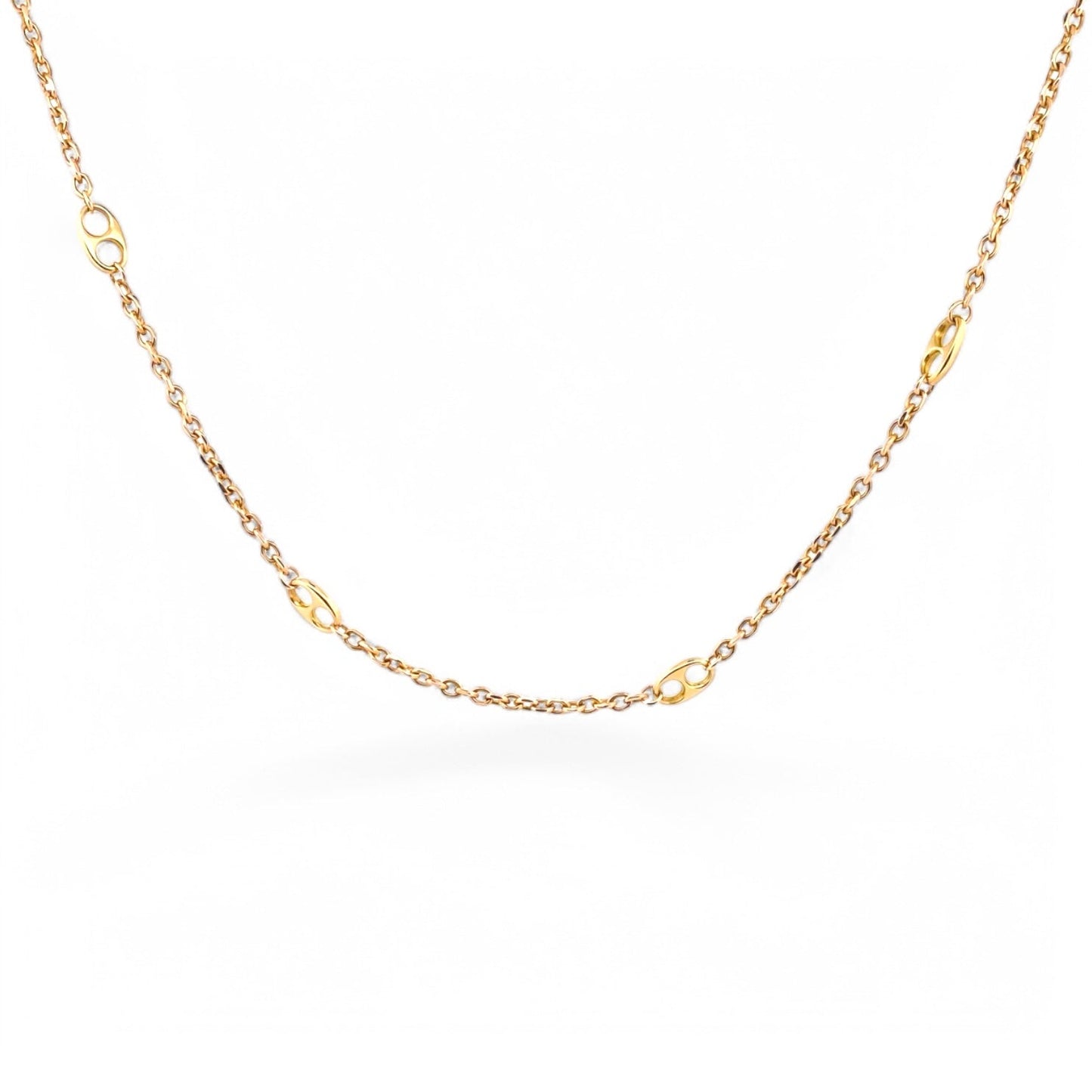 Collar de oro amarillo de 18kt con cadena forzada con eslabones tipo calabrote con un cierre tipo gancho. Medidas: 42,5cm largo x 7,50mm grosor. Cadenas baratas