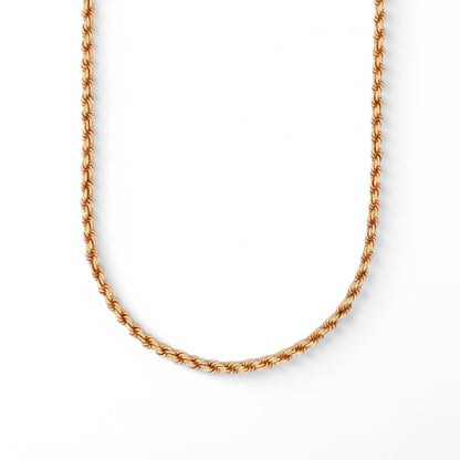 Comprar collar de oro amarillo de 18kt con cadena de cordón salomónico. La cadena mide 60cm de largo y dispone de un cierre tipo mosquetón. Joyería Ian'Or.