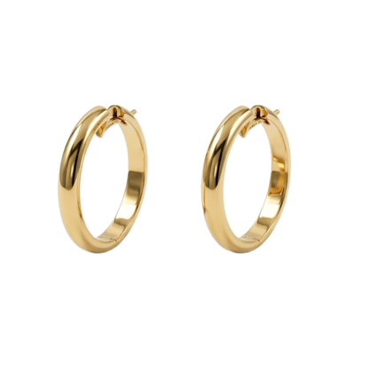 Pendientes de aro de oro amarillo de 18kt de 35mm de diámetro y 5,3mm de grosor. Disponen de cierre tipo criolla. Criollas de oro 18kt al mejor precio.
