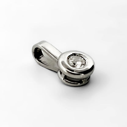 Colgante oro blanco de 18kt y diamante con engaste chatón - 18367P