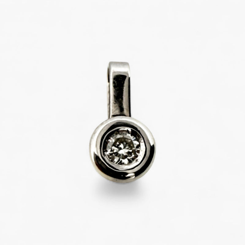 Colgante oro blanco de 18kt y diamante con engaste chatón - 18367P