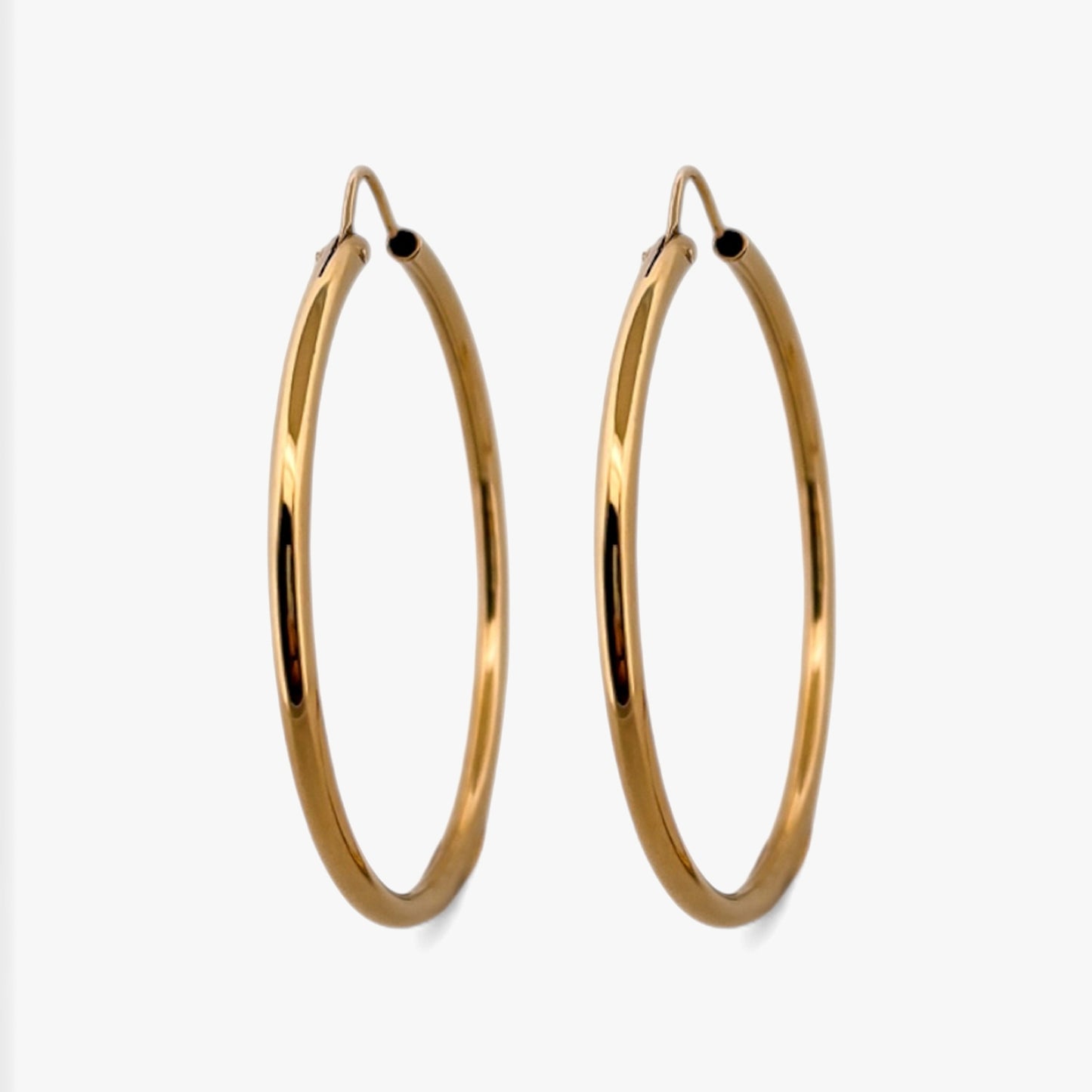 Comprar pendientes aro lisos en oro amarillo de 18kt de 40mm de diámetro y 2mm de grosor. Joyería Ian'Or. Envío GRATIS. Ian'Or.