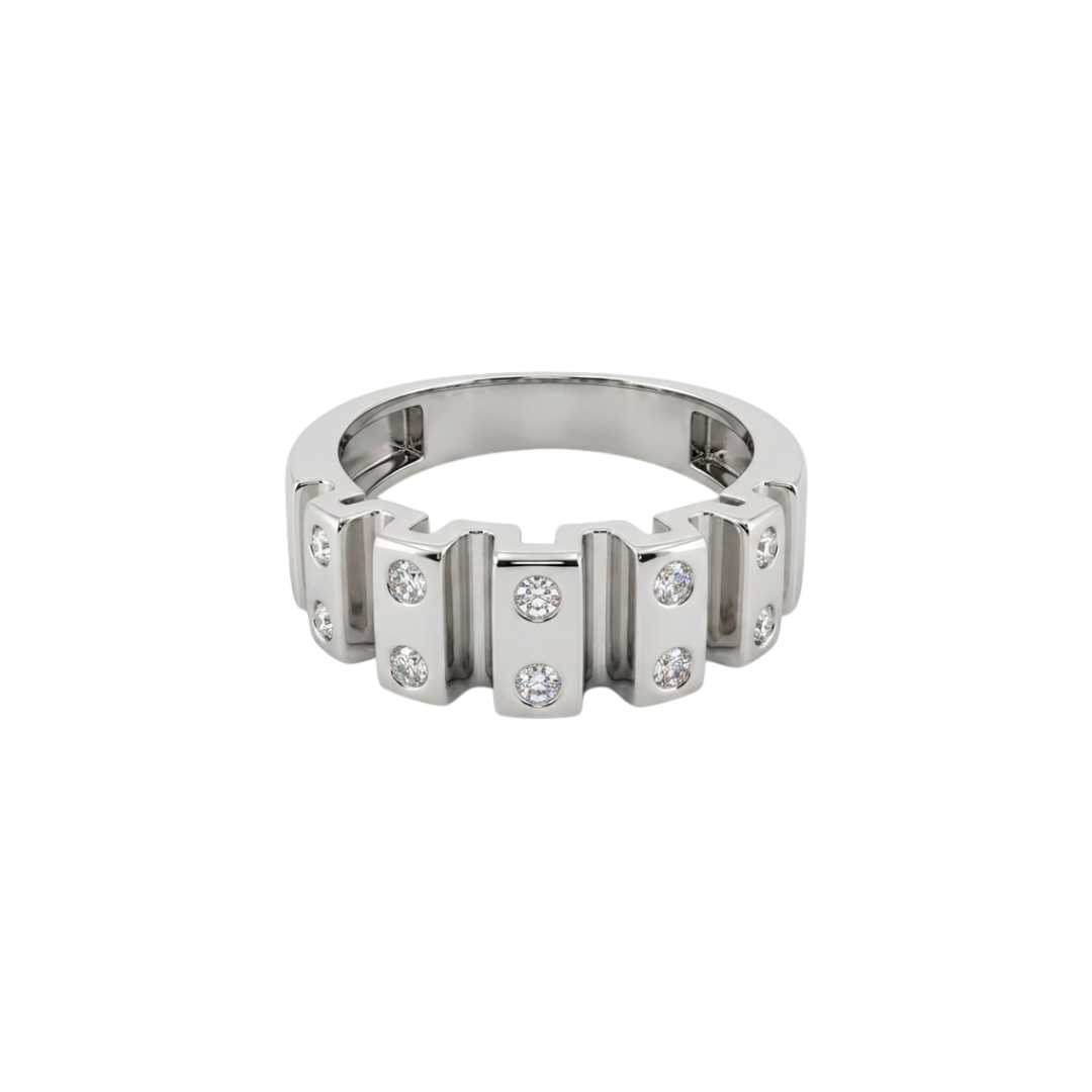 Anillo realizado en oro blanco de 18kt con diamantes talla brillante. Joyas al mejor precio, envío gratuito. Anillos de compromiso baratos.