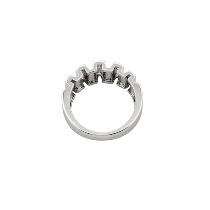 Anillo realizado en oro blanco de 18kt con diamantes talla brillante. Joyas al mejor precio, envío gratuito. Anillos de compromiso baratos.