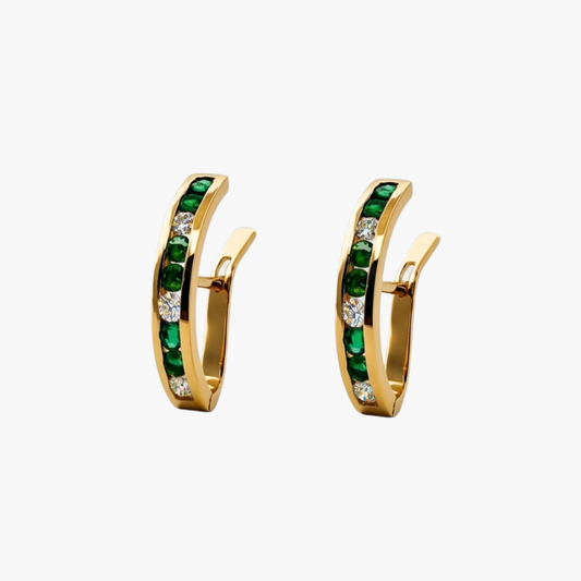 Comprar pendientes de oro amarillo de 18kt en forma de medio aro con 3 diamantes y 6 esmeraldas en cada pendiente. Cierre catalán. Joyas restauradas. Ian'Or.