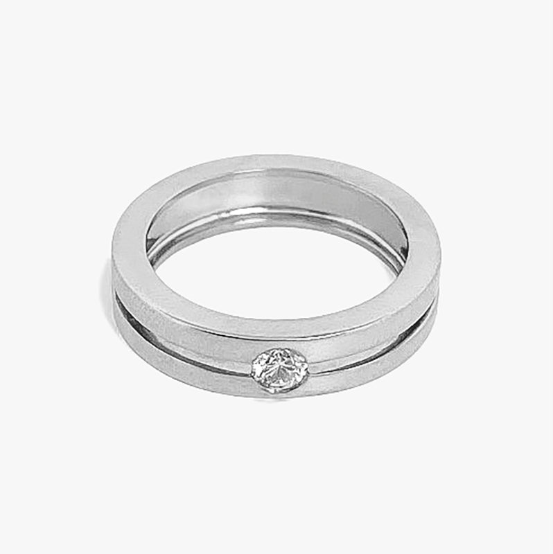 Comprar anillo tipo solitario  realizado en oro blanco de 18kt con brillante. Anillos de compromiso al mejor precio, envío gratuito y pieza certificada