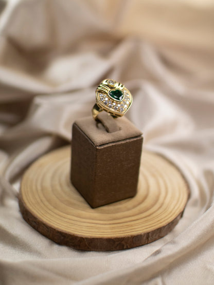 15556GM - Sortija oro amarillo 18kt con esmeralda corazón y diamantes
