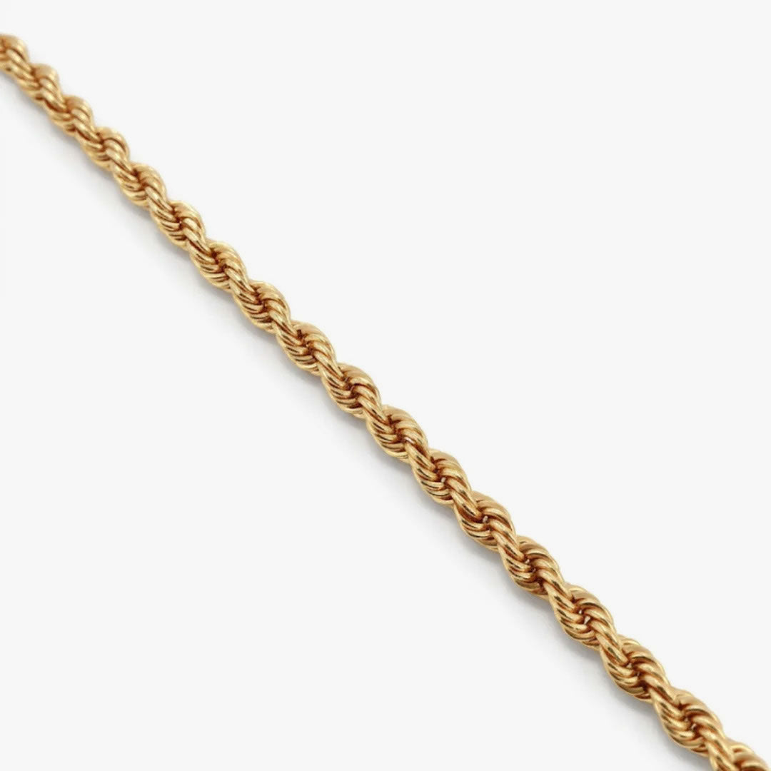 Comprar collar de Oro amarillo de 18kt con cadena de cordón salomónico. La cadena mide 60cm de largo y dispone de un cierre tipo mosquetón. Joyería Ian'Or. Envío GRATIS.