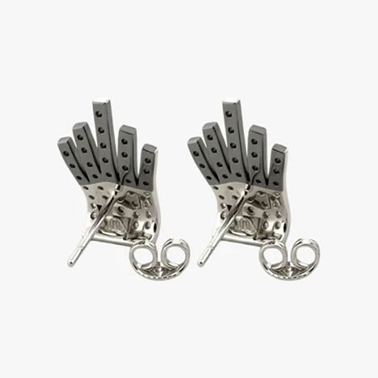 Comprar pendientes de oro blanco de 18kt y 5 tiras de 39 diamantes engastados lo largo de cada pendiente. Joyas para novias. Joyas segunda mano. Envío gratis.
