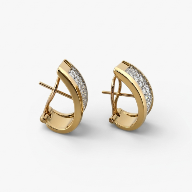 Comprar pendientes de oro amarillo de 18kt con pavé de diamantes talla brillante en cada pendiente. Cierre tipo omega. Joyas segunda mano. Envío gratis.