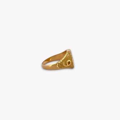 Comprar anillo tipo sello de oro amarillo de 18kt escudo del real madrid . Joyas de segunda mano y restauradas. Sellos de hombre  de oro 18kt baratos futbol 9.