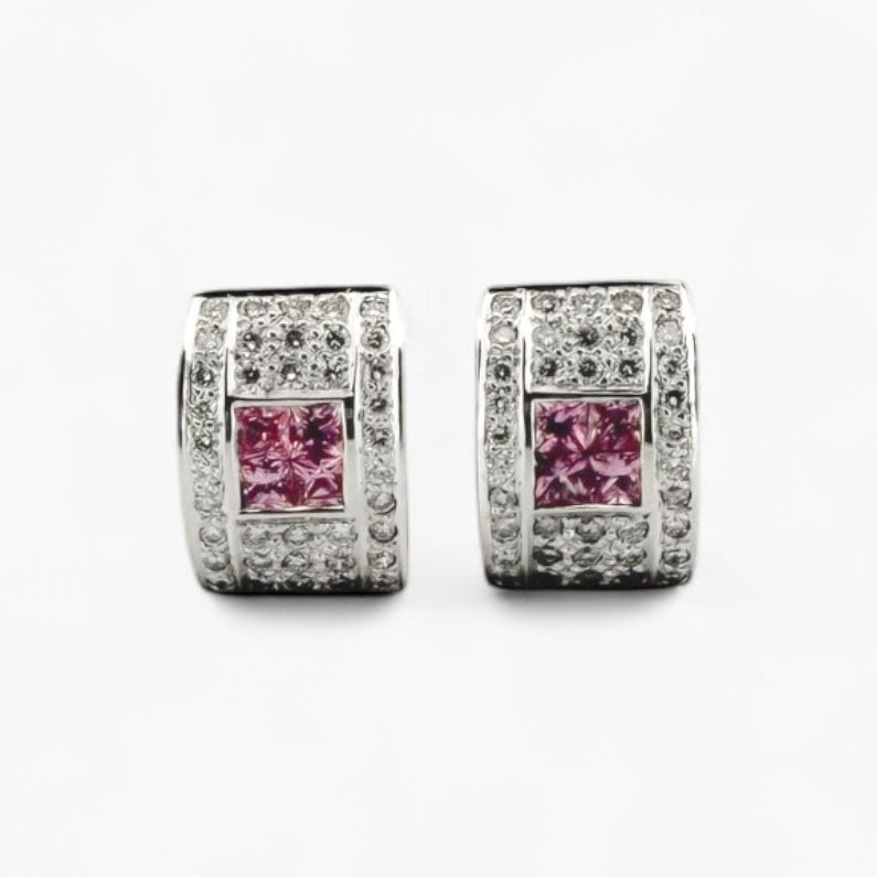 Comprar pendientes de oro blanco de 18kt con pavé de diamantes y 4 amatistas talla princesa centrales en cada pendiente. Joyas segunda mano. Joyas restauradas.