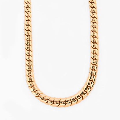 Comprar cadena barbada graduada de oro amarillo 18kt con eslabones planos que aumentan sutilmente su grosor hacia el centro. Envío gratuito pieza certificada.