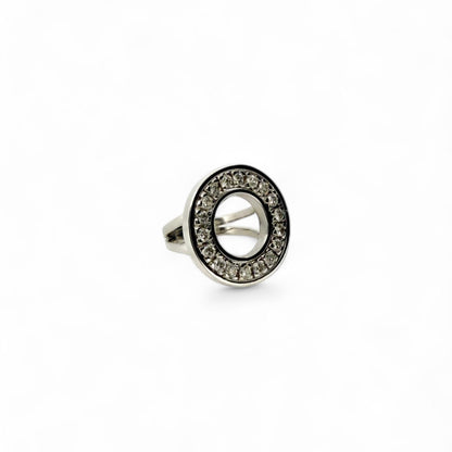 Comprar Anillo realizado en oro blanco de 18kt con 18 diamantes talla brillante puestos en circulo. Joyas restauradas en Barcelona. Joyería Ian'Or.