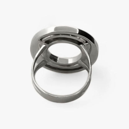 Comprar Anillo realizado en oro blanco de 18kt con 18 diamantes talla brillante puestos en circulo. Joyas restauradas en Barcelona. Joyería Ian'Or.