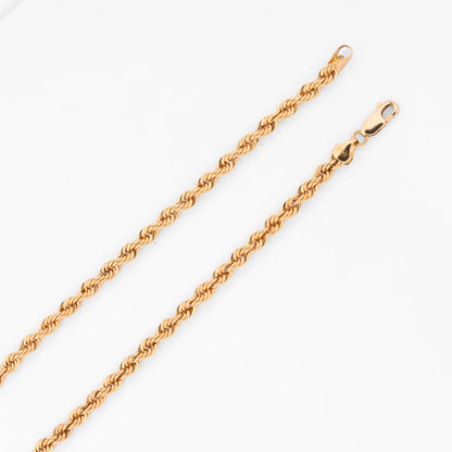Comprar cadena tipo cordón salomonico de oro de 18kt. Dispone de cierre tipo mosquetón. Pieza de segunda mano restaurada y certificada. IANOR. Envío GRATIS.