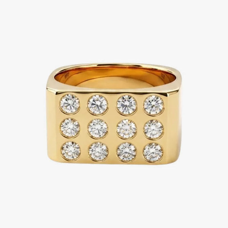 Comprar anillo tipo sello realizado en oro amarillo cuadrado de 18kt con 12 diamantes talla brillante de 0,08ct. Anillos de segunda mano. Joyería Ian'Or.