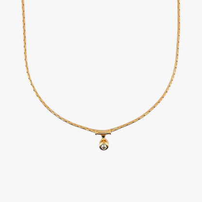 Comprar collar semirrígido de oro amarillo de 18kt de 42cm de largo con diamante y cierre tipo mosquetón. Joyas de segunda mano. Joyería Ian'Or.