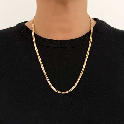 Comprar cadena realizada en oro amarillo de 18kt con cadena barbada tipo cubana plana de 3,80mm de grosor. Joya unisex.  Joyas restauradas. Envío gratis.