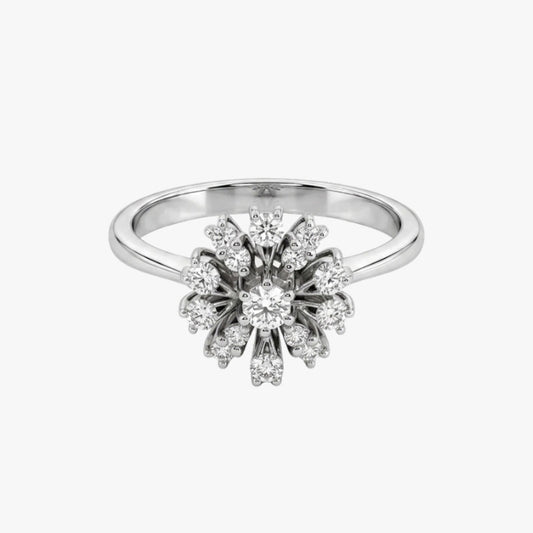 Comprar sortija realizada en oro blanco de 18kt con rosetón de diamantes talla brillante. Rosetón diamantes. joyas únicas de segunda mano. Joyería Ian'Or.