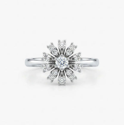 Comprar sortija realizada en oro blanco de 18kt con rosetón de diamantes talla brillante. Rosetón diamantes. joyas únicas de segunda mano. Joyería Ian'Or.