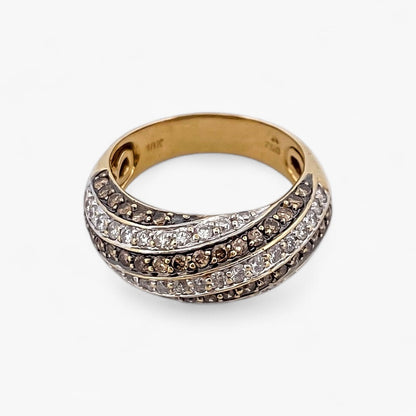 Comprar anillo realizado en oro amarillo de 18kt con diamantes talla brillante blancos y marrones. Anillos de segunda mano. Joyería Ian'Or. Envío GRATIS.