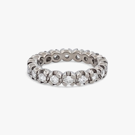 Comprar alianza entera realizada en oro blanco de 18kt con carril de diamantes talla brillante. Anillos de segunda mano. Joyería Ian'Or. Envío GRATIS. Ian'Or.