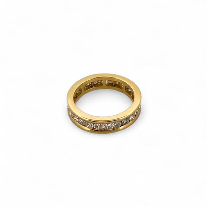 Comprar alianza entera realizada en oro amarillo de 18kt con carril de diamantes talla brillante. Anillos de segunda mano. Joyería Ian'Or. Envío GRATIS.
