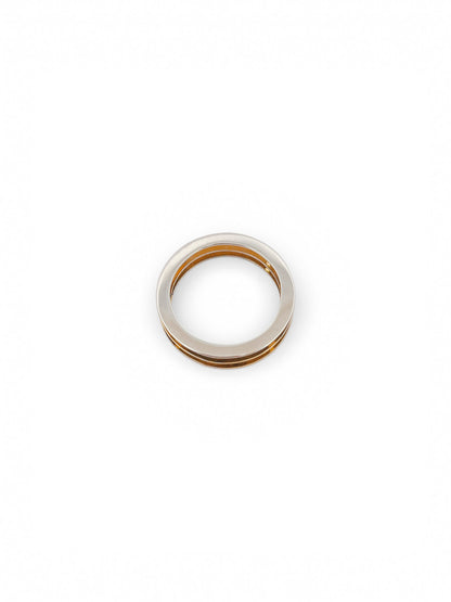 Comprar anillo de tres aros, dos de ellos realizado en oro amarillo de 18kt y el otro realizado en oro blanco. Joyeria Ian Or.
