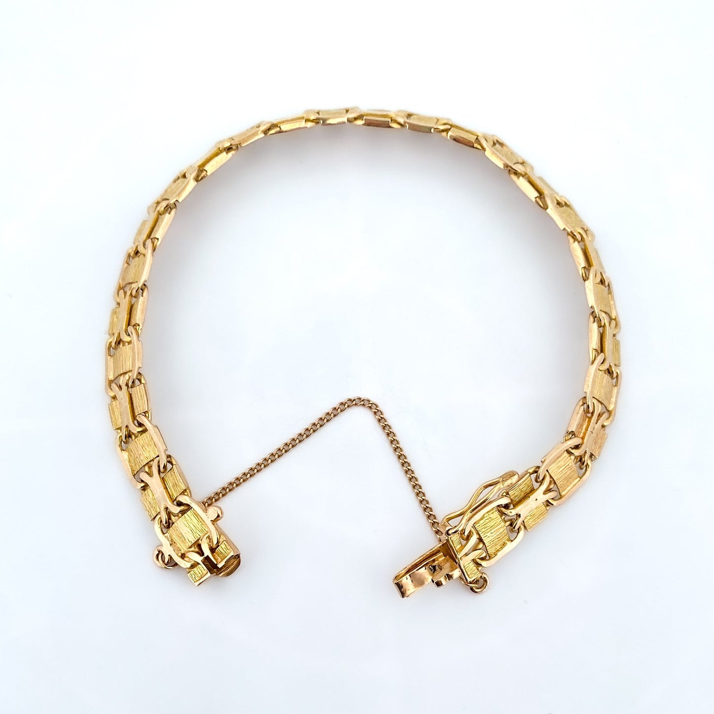 24637GV - Pulsera  semirrígida oro 18kt - 17cm