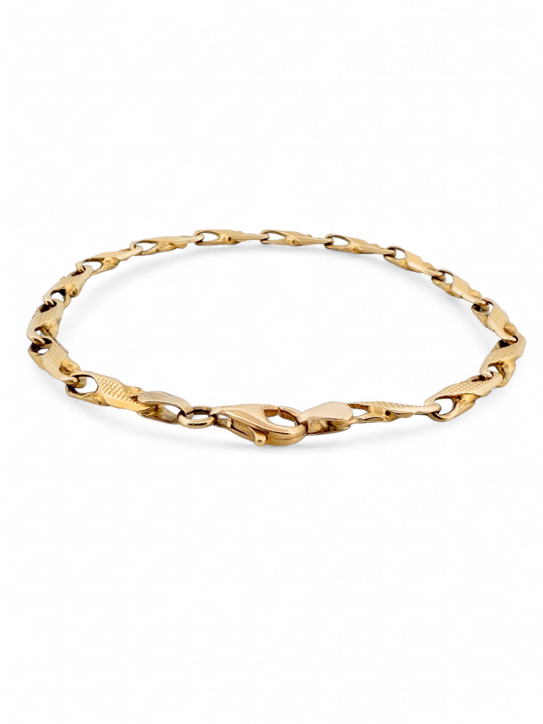 Pulsera oro amarillo de 18kt con eslabones en forma de infinito. Cierre tipo mosquetón.. Comprar pulseras de oro al mejor precio en Barcelona