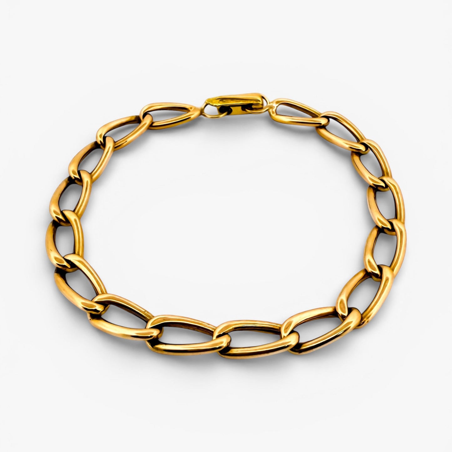 Comprar pulsera de cadena bilbaína en oro amarillo de 18Kt de 21cm de largo con eslabones alargado cierre mosquetón. Pieza certificada y envío gratuito