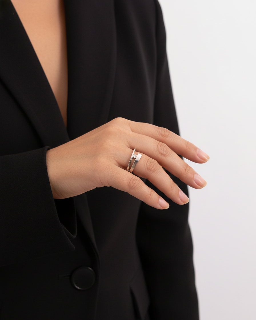 25707C- Solitario oro blanco de 18kt con brillante