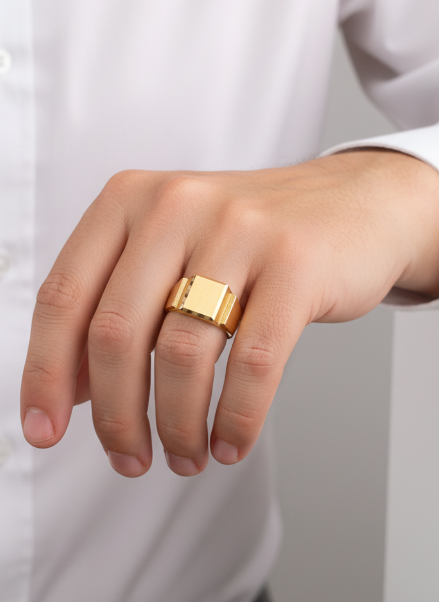 Comprar anillo tipo sello de oro amarillo de 18kt. Joyas de segunda mano y restauradas. Sellos de hombre de oor 18kt baratos.