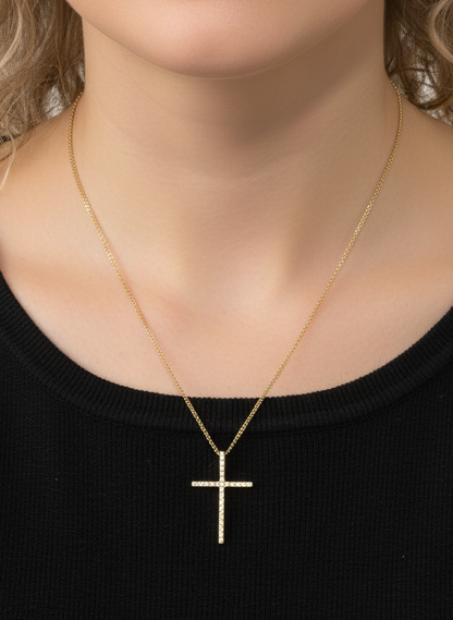 Comprar colgante en forma de cruz con 26 diamantes talla brillante realizada en oro amarillo de 18kt. Cruces de oro y diamantes 18kt baratas