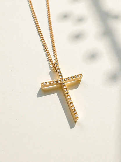 Comprar colgante en forma de cruz con 26 diamantes talla brillante realizada en oro amarillo de 18kt. Cruces de oro y diamantes 18kt baratas