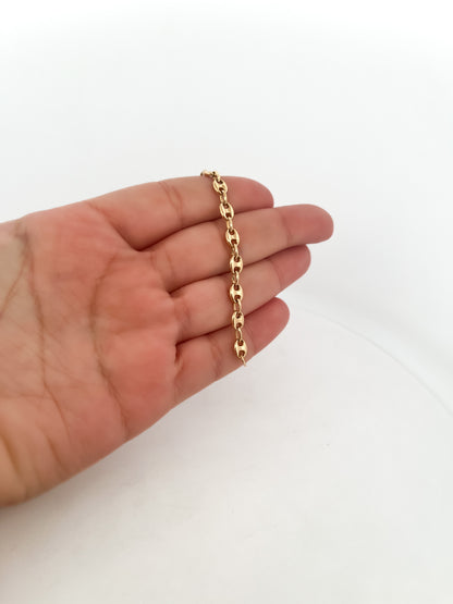 Comprar pulsera de oro de 18kt con cadena tipo calabrote de 4,68mm de grosor. La pulsera mide 16,5cm y dispone de cierre tipo mosquetón. Joyería de segunda mano Barcelona.
