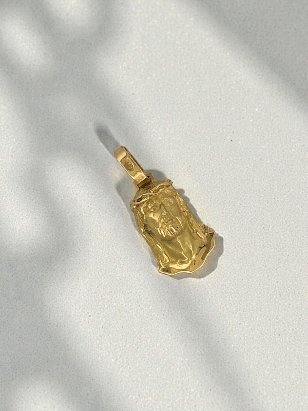 25808GV - Colgante Cara de Cristo Oro Amarillo 18kt