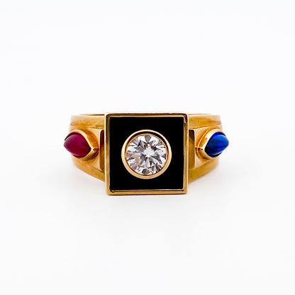 Comprar sortija de oro amarillo con un diamante central talla brillante de 5,80mm, un rubí i un zafiro en cada lateral. Envío gratis. Joyería Ian'Or.