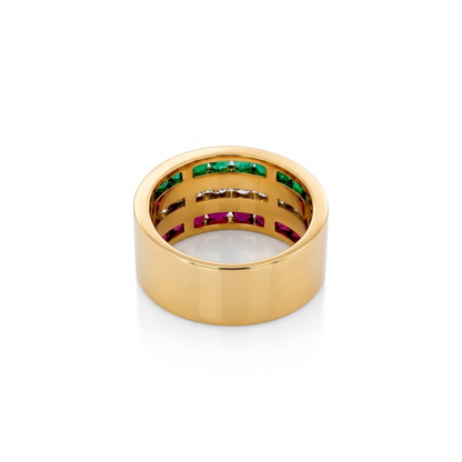 Comprar sortija ancha de oro amarillo de 18kt con 3 tiras una con rubíes, otra con diamantes y la última con esmeraldas. Anillos al mejor precio en Barcelona.
