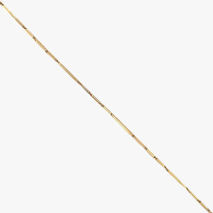Comprar pulsera oro amarillo de 18kt con cadena de eslabones barra. La pulsera mide 18,5cm y hace 1,69mm de grosor. Esta pulsera dispone de cierre tipo mosquetón.
