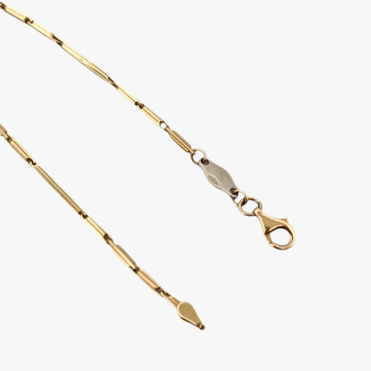 Comprar pulsera oro amarillo de 18kt con cadena de eslabones barra. La pulsera mide 18,5cm y hace 1,69mm de grosor. Esta pulsera dispone de cierre tipo mosquetón.