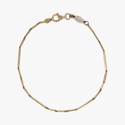 Comprar pulsera oro amarillo de 18kt con cadena de eslabones barra. La pulsera mide 18,5cm y hace 1,69mm de grosor. Esta pulsera dispone de cierre tipo mosquetón.