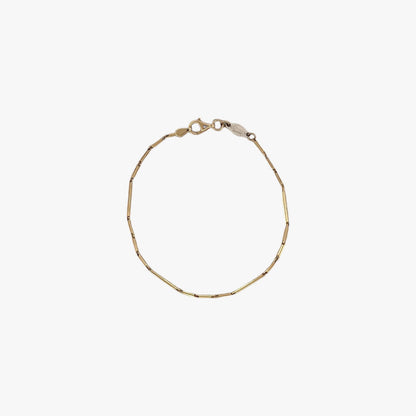 Comprar pulsera oro amarillo de 18kt con cadena de eslabones barra. La pulsera mide 18,5cm y hace 1,69mm de grosor. Esta pulsera dispone de cierre tipo mosquetón.