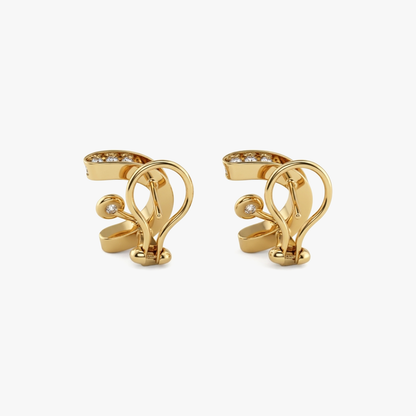 Comprar pendientes de oro amarillo de 18kt y con 4 diamantes en cada pendiente con cierre omega. Pendientes de oro en Barcelona, joya certificada y envío gratis