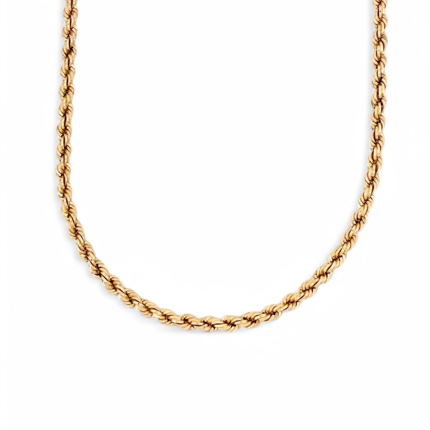 Cadena de oro amarillo de 18kt de cordón salomónico. La cadena mide 51cm de largo y dispone de un cierre cajón. Cadenas baratas de oro amarillo de 18kt baratas.