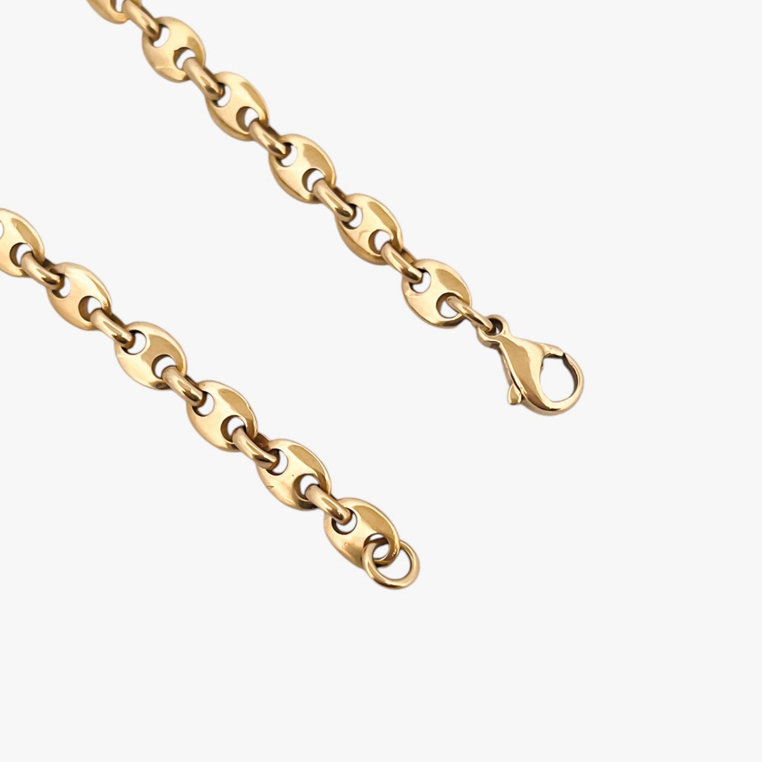 Comprar collar de oro amarillo de 18kt de cadena de calabrote. La cadena mide 50cm de largo y tiene un grosor de 4,90mm. Dispone de un cierre tipo mosquetón. Dispone de un cierre tipo mosquetón. Ian'Or.