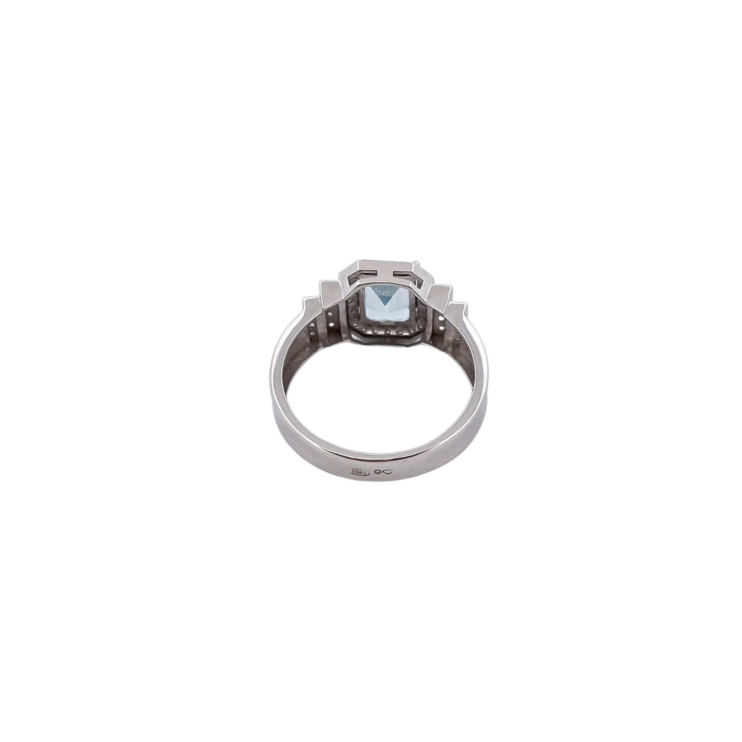 27903D - Anillo de oro blanco 18kt Aguamarina y diamantes