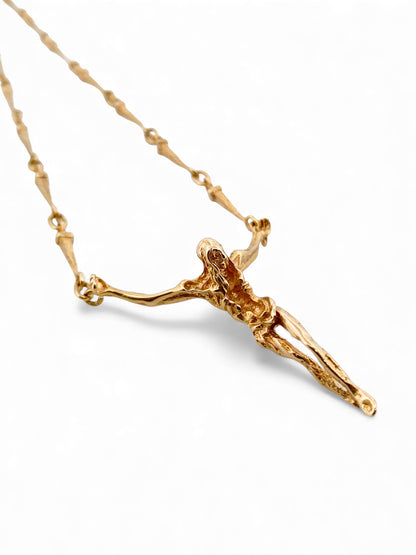 Comprar collar cadena Cristo de Dalí realizada en oro amarillo de 18kt y cierre desplegable. Regalo ideal para persona católica. Joyería Ian'Or.