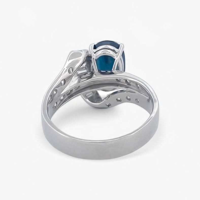 Sortija oro blanco 18kt con diamantes y zafiro - 28044C
